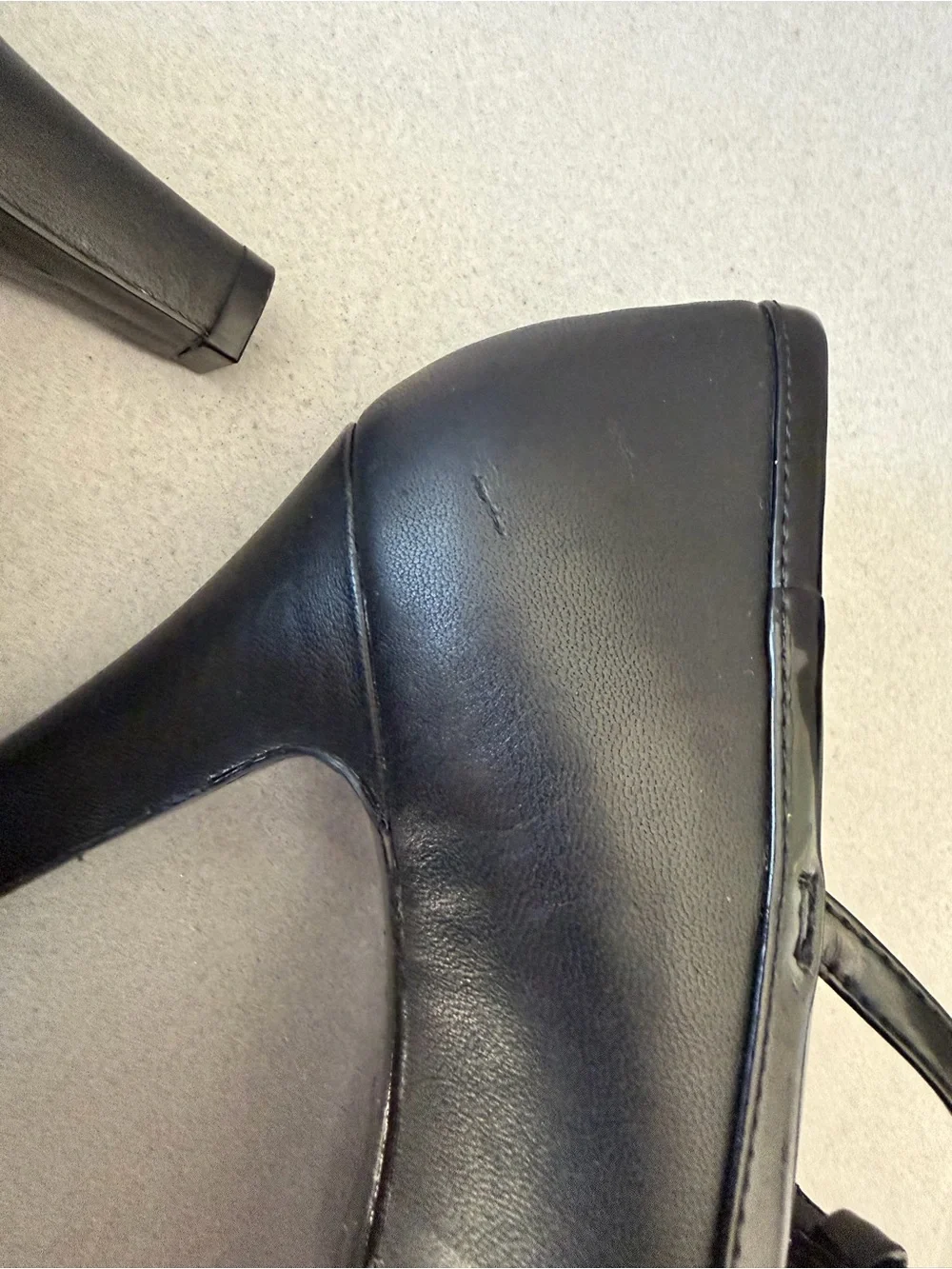 Gianni Bini Black T-Strap Mary Jane Heels Memory Foam Comfort Pumps 8M NWOT